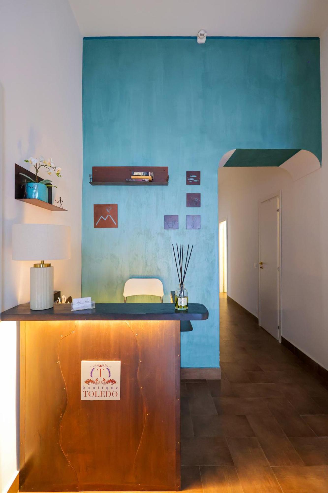 Boutique Toledo Hotel Naples Exterior photo