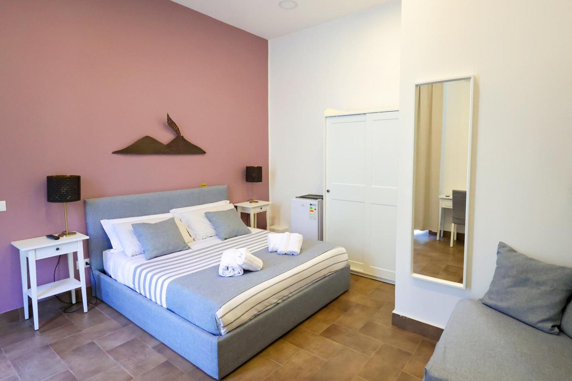 Boutique Toledo Hotel Naples Exterior photo